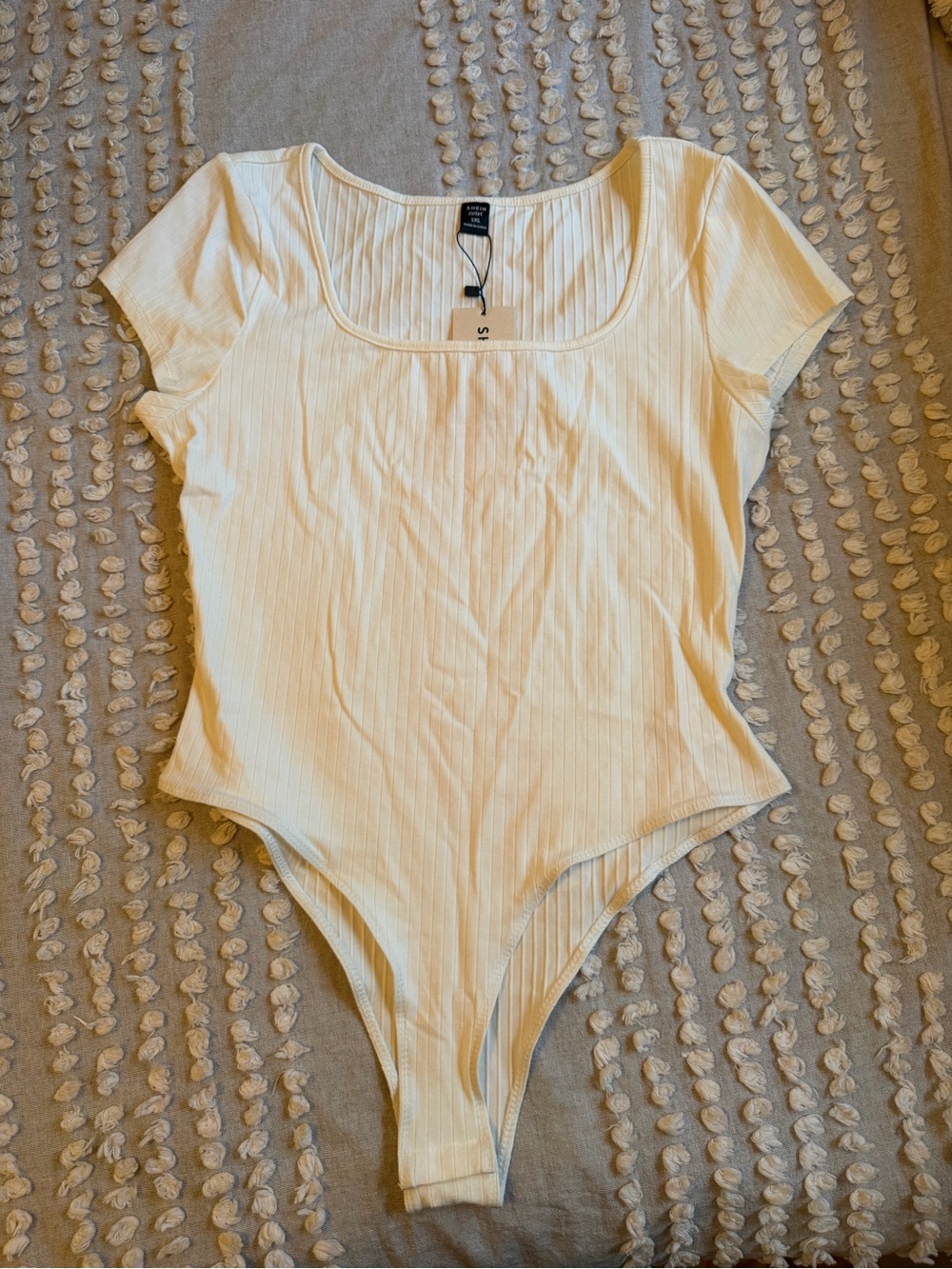 SHEIN White Ribbed Scoop Neck Short Sleeve Bodysuit